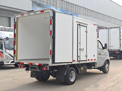 長(zhǎng)安跨越王X3 PLUS冷藏車——城市冷鏈運(yùn)輸?shù)闹腔壑x